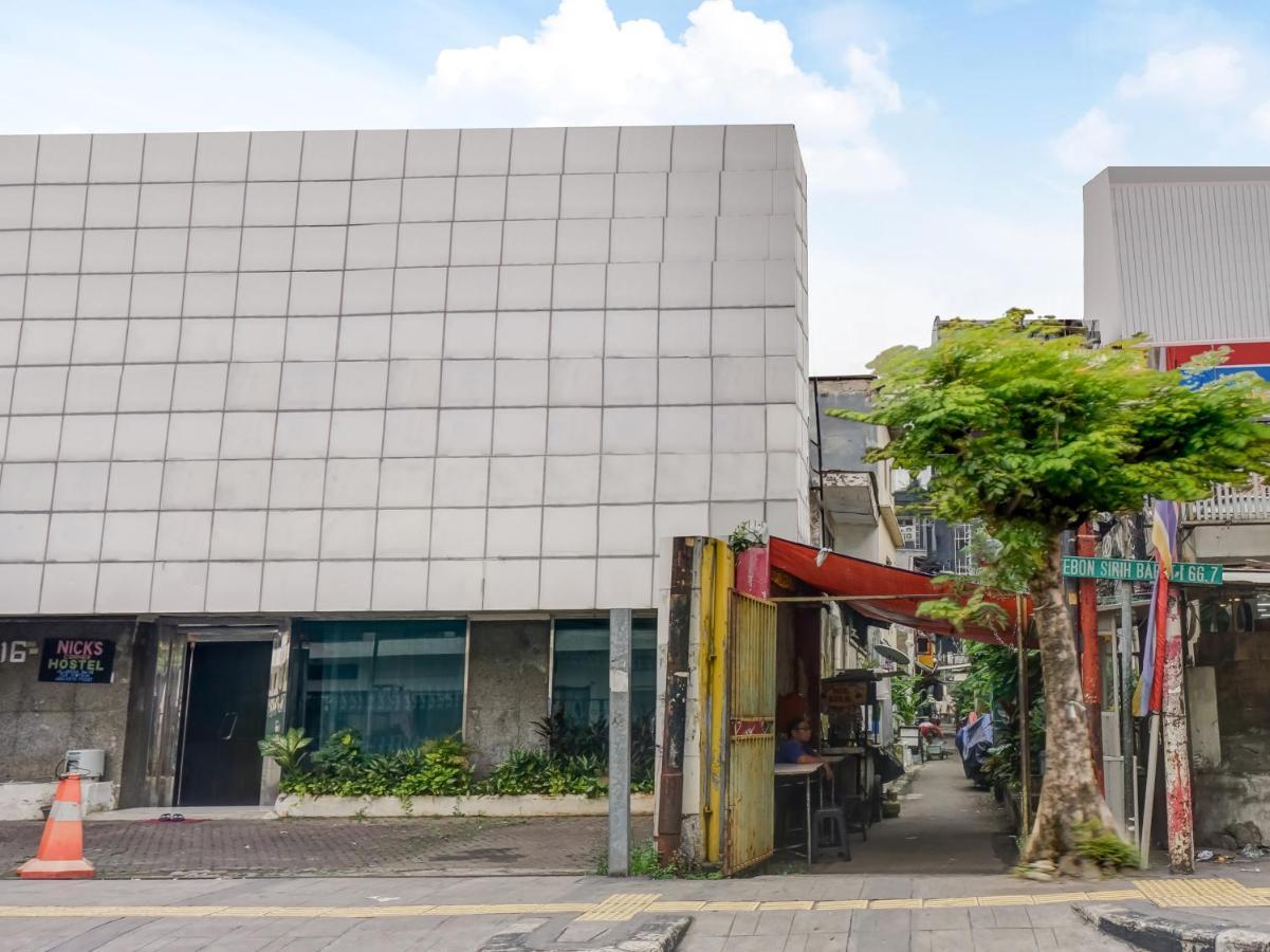 B Shaw Hotel Jakarta Exterior photo